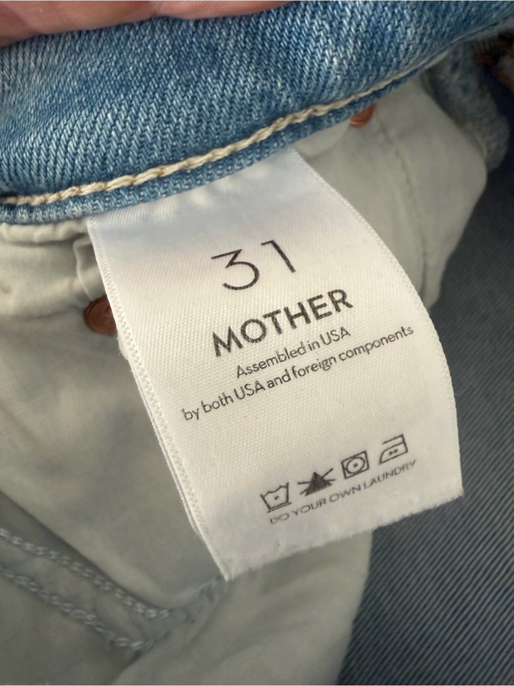 MOTHER Light Blue Cropped Ankle Jeans - Picture 6 of 9